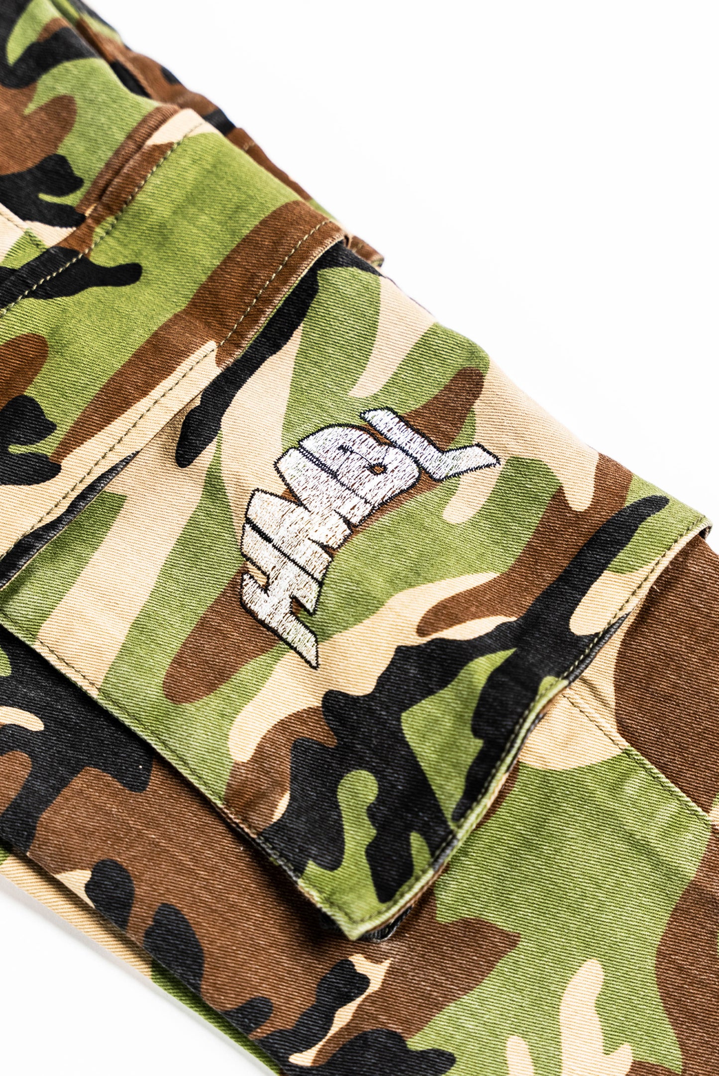 Camo cargo pocket HMBL jeans